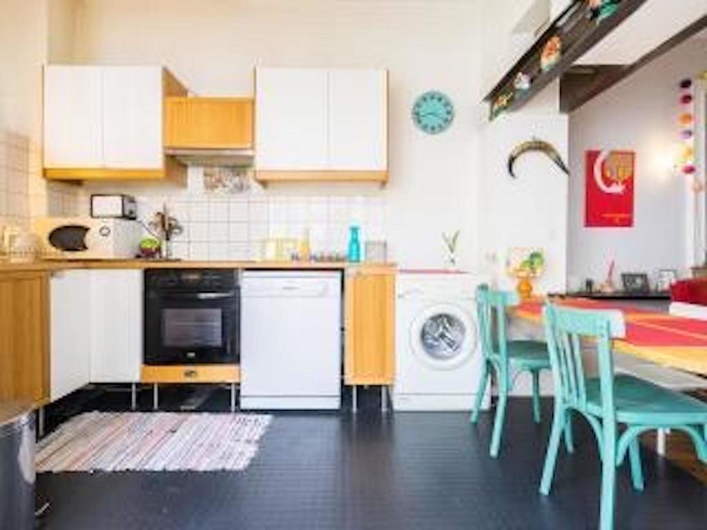 2 Pieces Proche Du Sacre Coeur Apartment